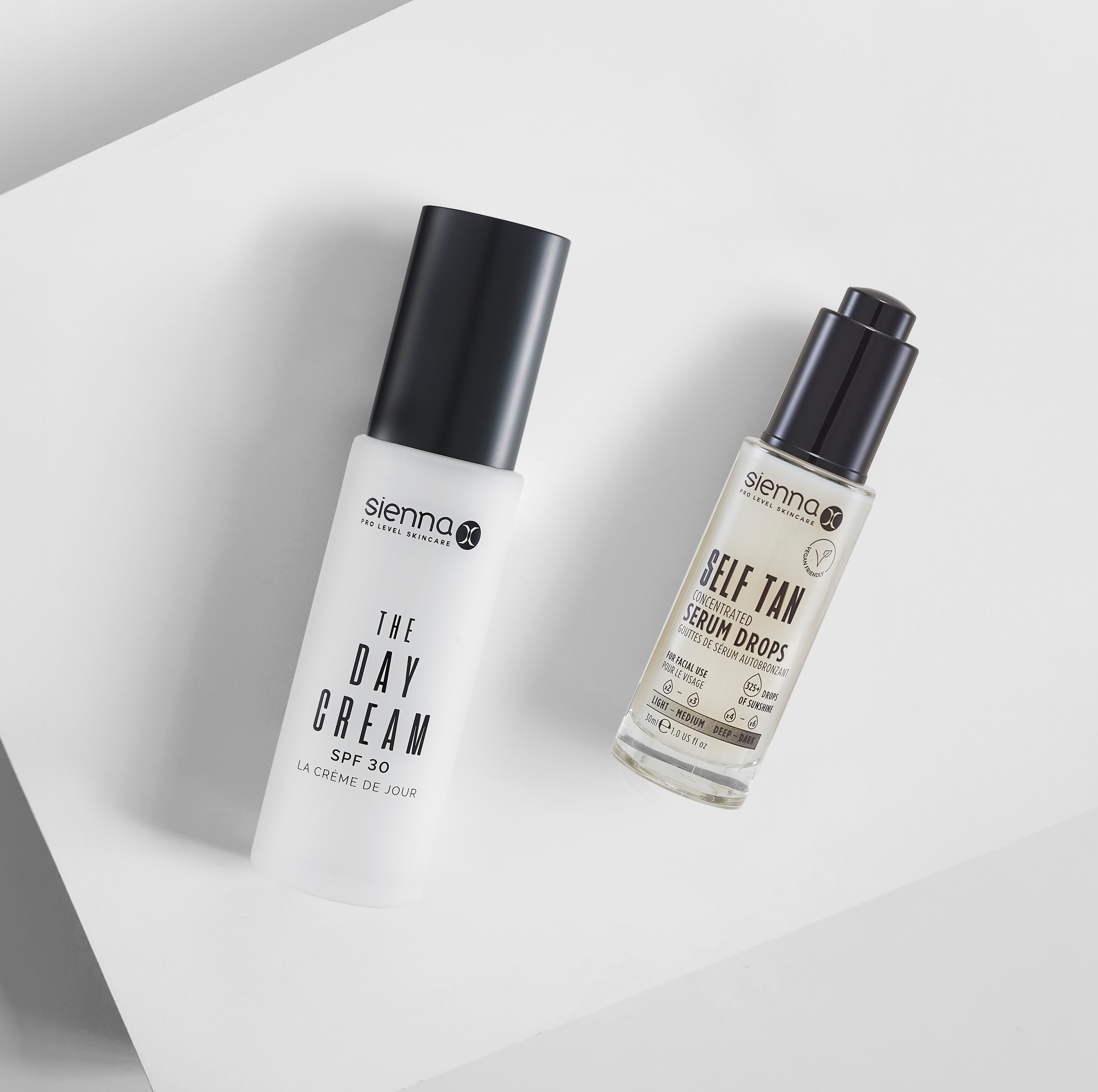 The Face Glow Duo Promo Shot