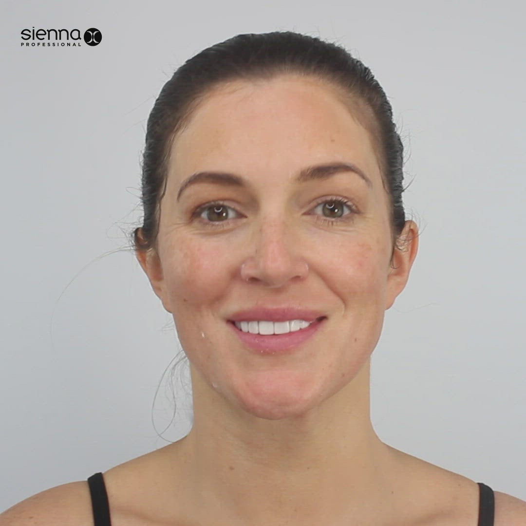 Demonstration of Applying The Clay Mask by Sienna X