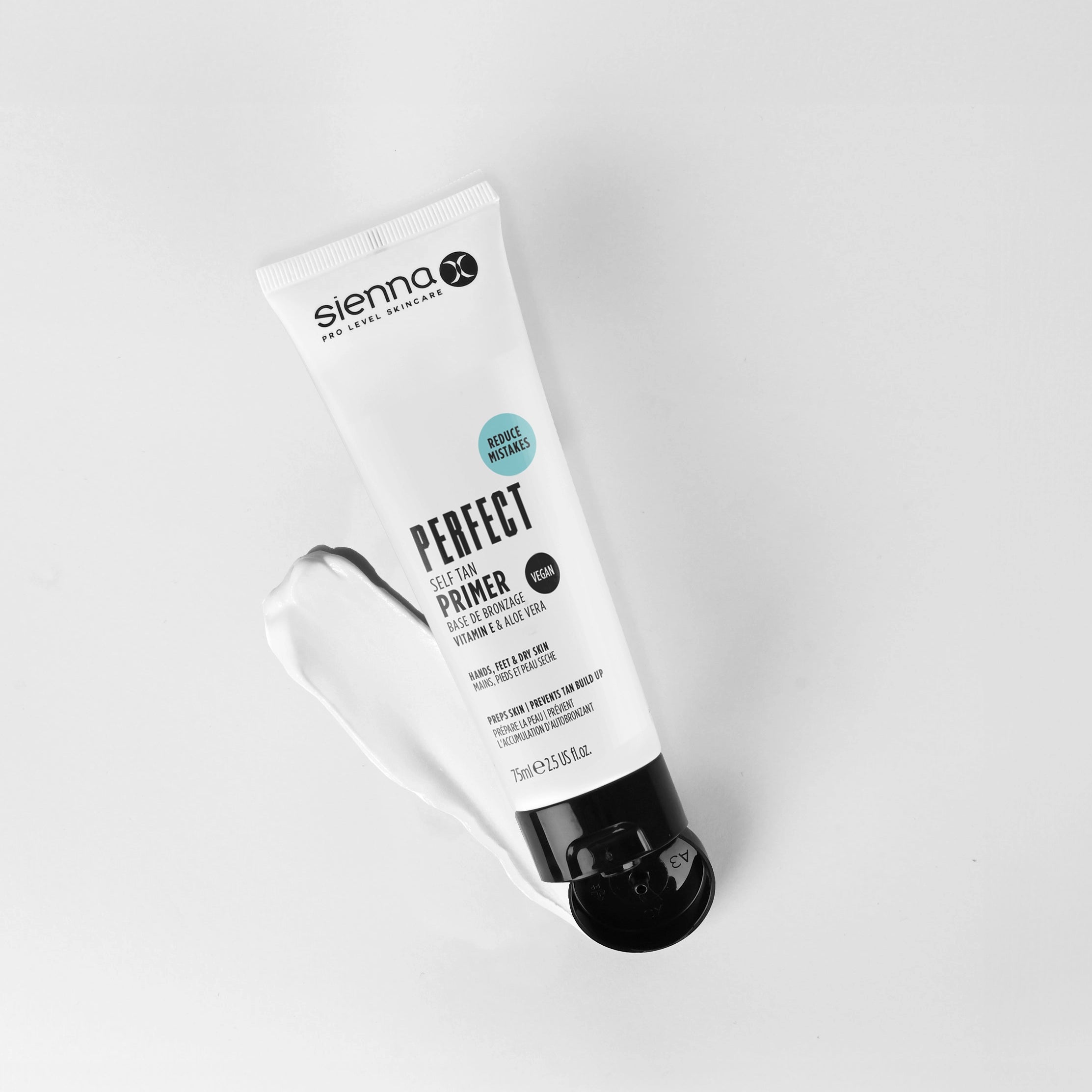 Sienna X Perfect Self Tan Primer Promo Image